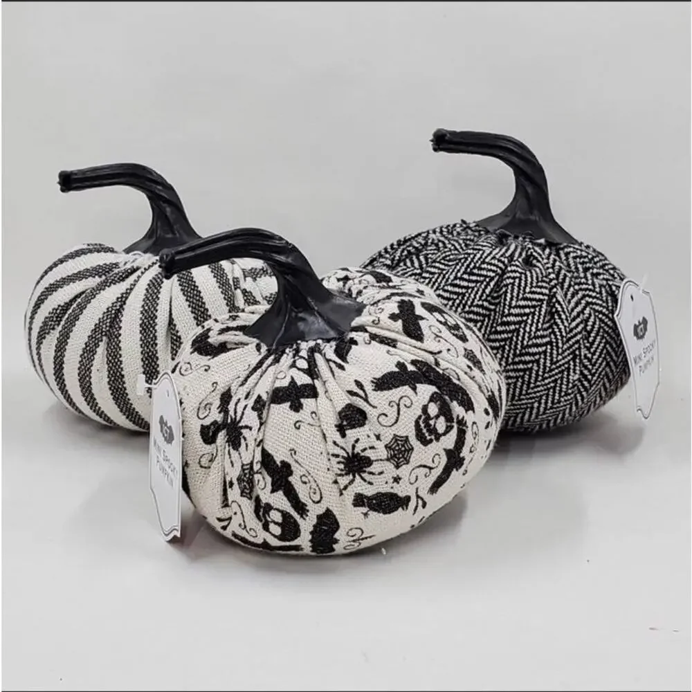 3 New Target Bullseye 2020 Halloween Fabric Pumpkins Skull Stripe Herringbone